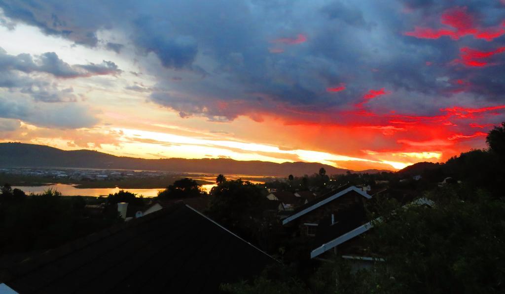 Footprints Of Knysna Apartment Luaran gambar